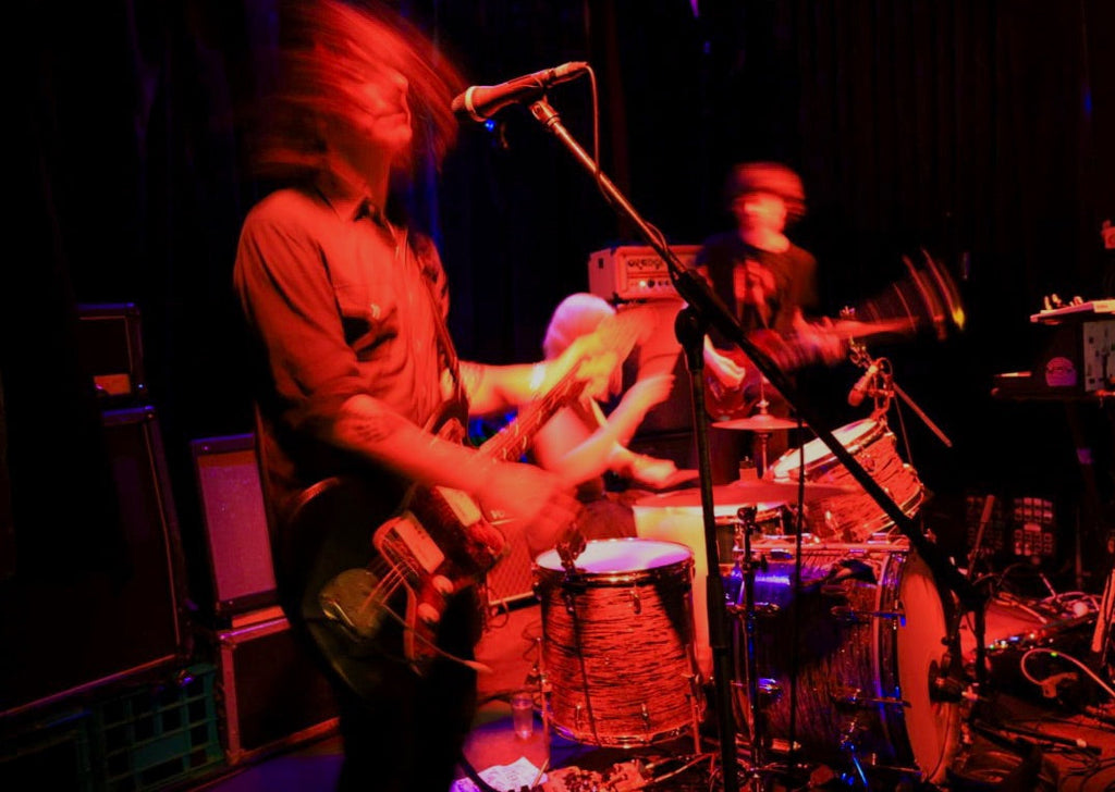 A Silhouette Label showcase, a Sultans Of Spin event and a new album from Grinding Eyes